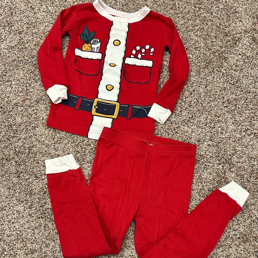 GAP 🎅🏼 Kids Red Santa Pajama Set
